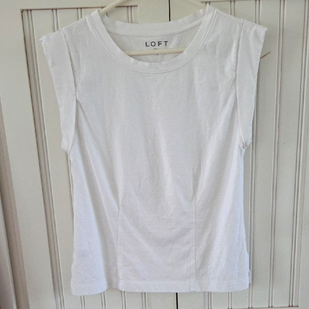 LOFT Women's White Sleeveless Top
